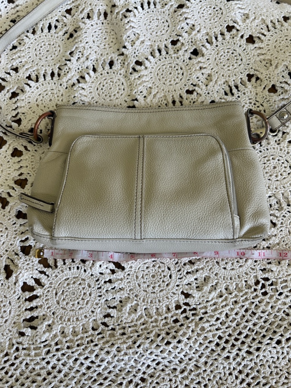 Clarks Light Gray Pebbled Leather Crossbody Bag - Picture 4 of 12